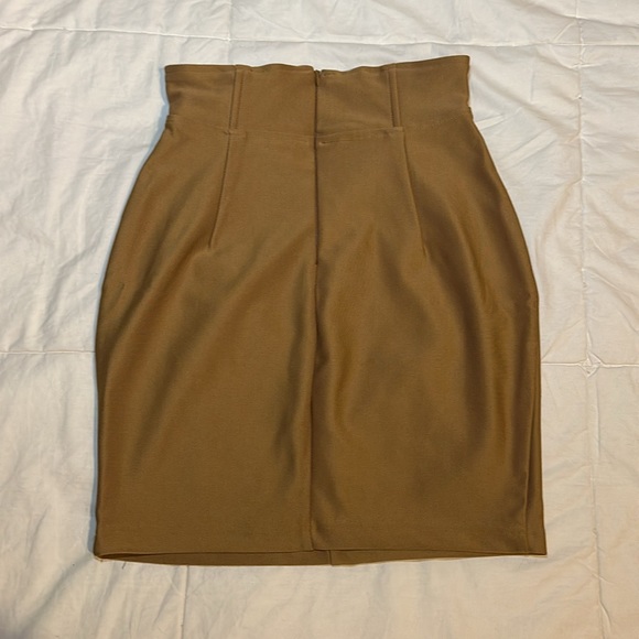 Mini pencil skirt - Picture 3 of 4
